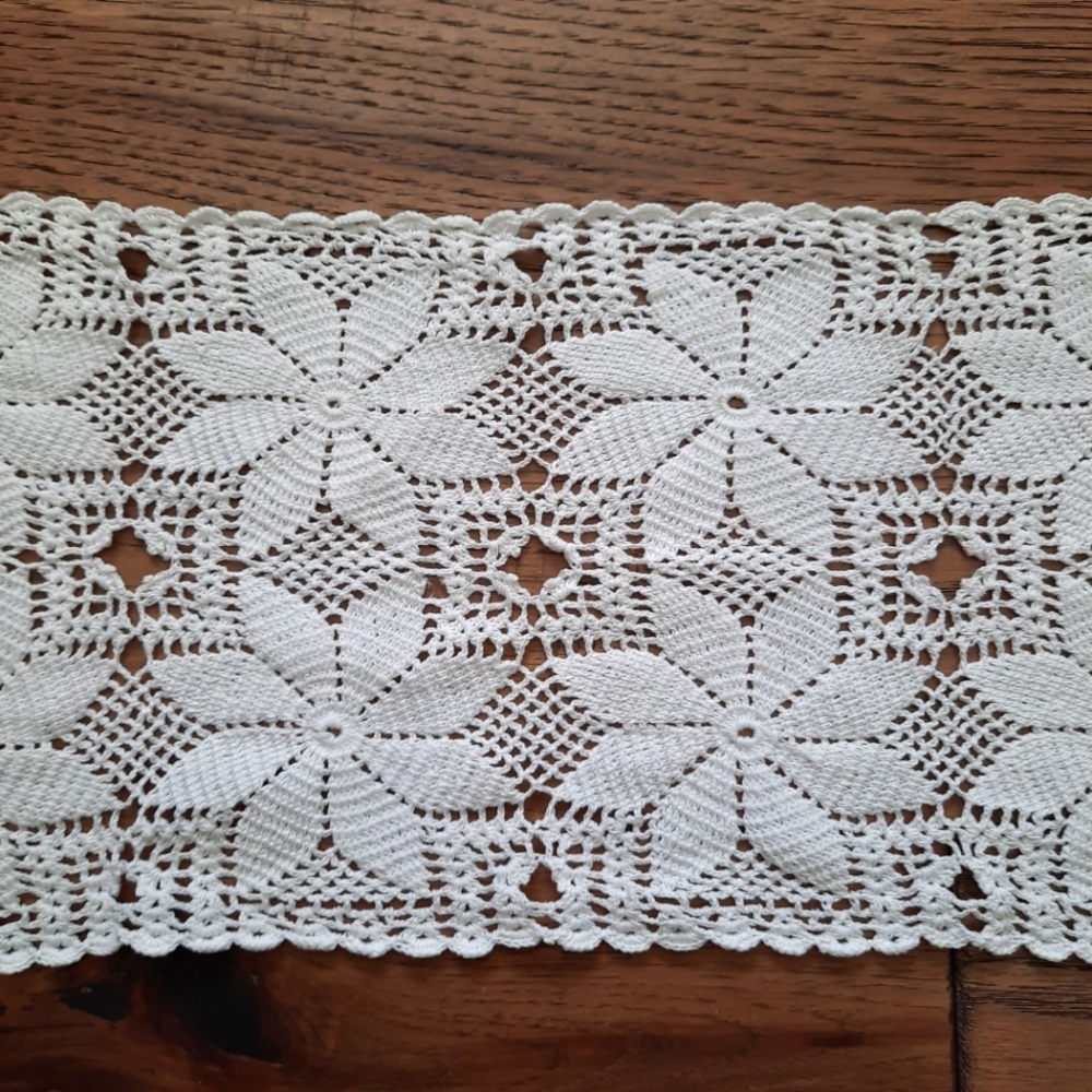 Vintage Hand Crochet Rectangular Table Doilie - Picture 4 of 7